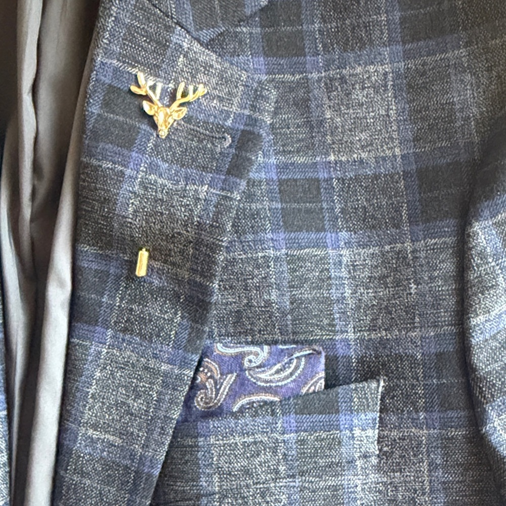Gold Deer Stag Lapel pin Brooch for Men